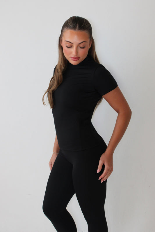 Black Short Sleeved Top